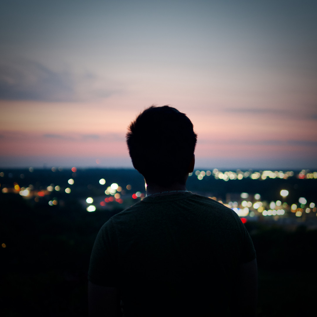 Poximy's back with a night landscape